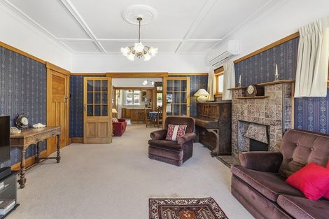 Photo of property in 35 Clyde Street, Island Bay, Wellington, 6023