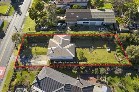 Photo of property in 24 School Road, Te Atatu South, Auckland, 0610