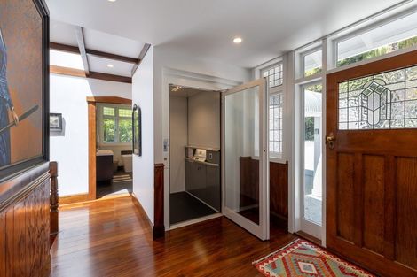 Photo of property in 23 Brougham Street, Nelson South, Nelson, 7010