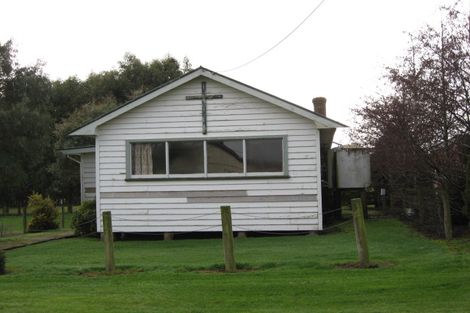 Photo of property in 13 William Street, Woodlands, Invercargill, 9871