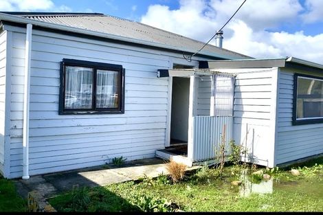 Photo of property in 4 Clifford Street, Clinton, 9534