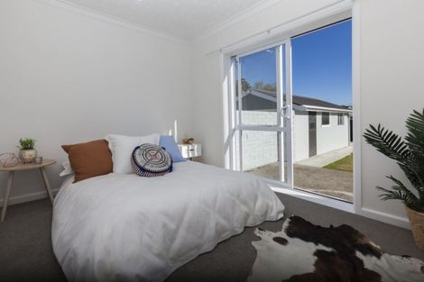 Photo of property in 45 Emlyn Place, Avondale, Christchurch, 8061