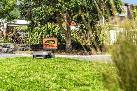 Photo of property in 3 Tahuhu Road, Mount Wellington, Auckland, 1062