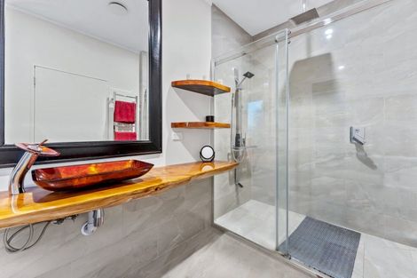 Photo of property in 189 Point View Drive, East Tamaki Heights, Auckland, 2016