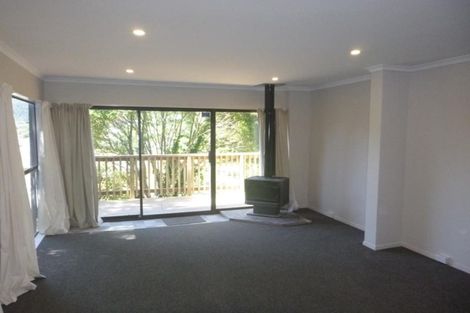 Photo of property in 6b Stokes Valley Road, Stokes Valley, Lower Hutt, 5019