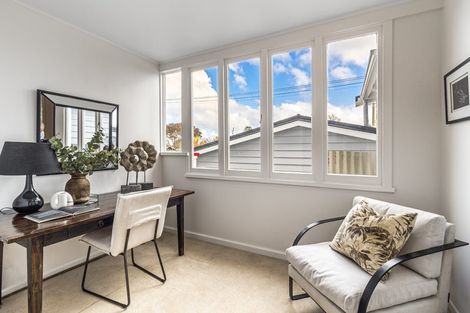 Photo of property in 15 Fairholme Avenue, Epsom, Auckland, 1023