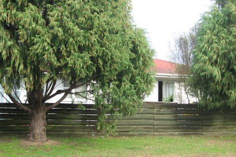 Photo of property in 36 Sunline Avenue, Massey, Auckland, 0614