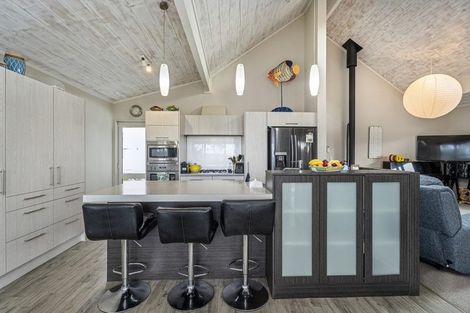 Photo of property in 19 Carina Way, Whitianga, 3510