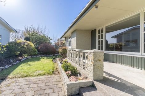 Photo of property in 25 Hillary Street, Winton, 9720