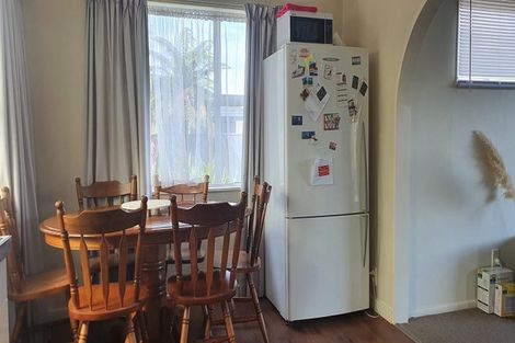 Photo of property in 90 Strathmore Avenue, Levin, 5510