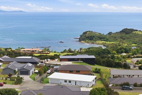 Photo of property in 34 Eagles Way, Cable Bay, 0420