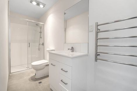 Photo of property in 13 Eileen Newey Place, Henderson, Auckland, 0612