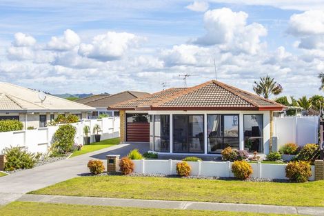 Photo of property in 186 Grenada Street, Mount Maunganui, 3116