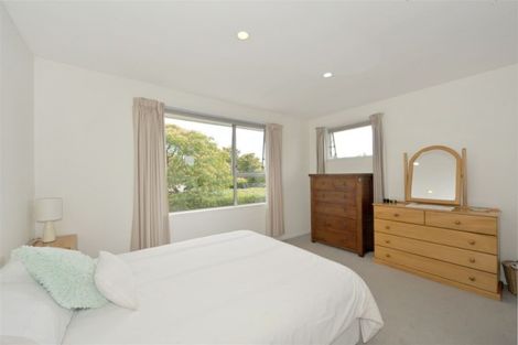 Photo of property in 15 Lloyd Street, Strowan, Christchurch, 8052