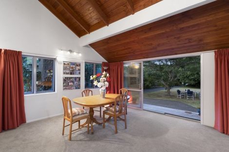 Photo of property in 1083 Kahikatea Flat Road, Waitoki, Kaukapakapa, 0871