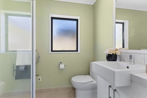 Photo of property in 79 Kirikiri Drive, Papakura, 2110