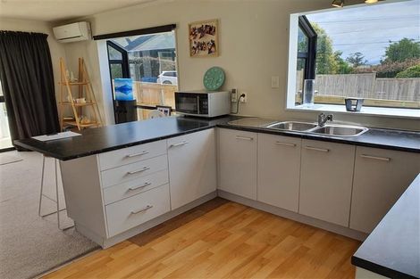 Photo of property in 1/39 Jaemont Avenue, Te Atatu South, Auckland, 0610