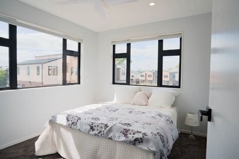 Photo of property in 79c Kindergarten Drive, Conifer Grove, Takanini, 2112