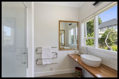 Photo of property in 27 Everest Street, Khandallah, Wellington, 6035