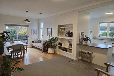 Photo of property in 79 Carrington Street, Lower Vogeltown, New Plymouth, 4310