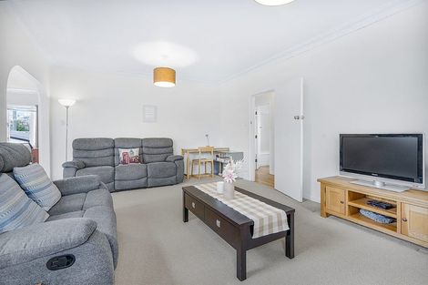 Photo of property in 51 Sillary Street, Hamilton East, Hamilton, 3216