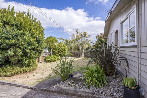 Photo of property in 6 Kaka Road, Raumati Beach, Paraparaumu, 5032