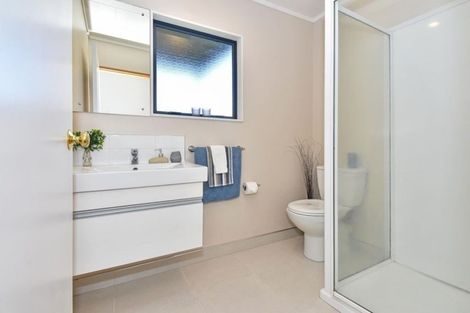 Photo of property in 15 Stevenson Road, Clarks Beach, 2122