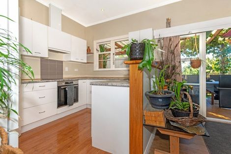 Photo of property in 754 Childers Road, Elgin, Gisborne, 4010