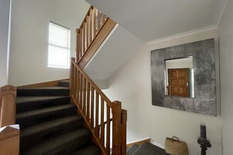 Photo of property in Mt Carmel Mews, 1/9 Arawa Road, Hataitai, Wellington, 6021