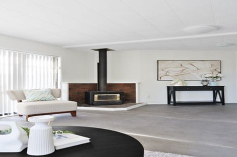 Photo of property in 26 Tabitha Crescent, Henderson, Auckland, 0612