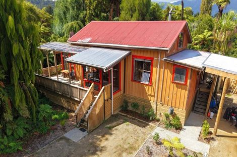 Photo of property in 240 Arapito Road, Karamea, 7893