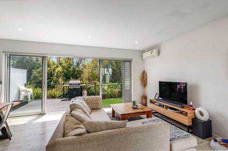 Photo of property in 3a Nohoanga Road, Karaka, Papakura, 2113