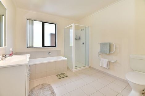 Photo of property in 5 Burwood Terrace, Gulf Harbour, Whangaparaoa, 0930