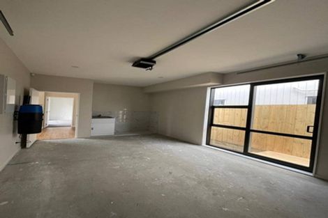 Photo of property in 69 Arimu Road, Papakura, 2110