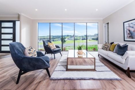 Photo of property in 59 Harvest Avenue, Orewa, 0931