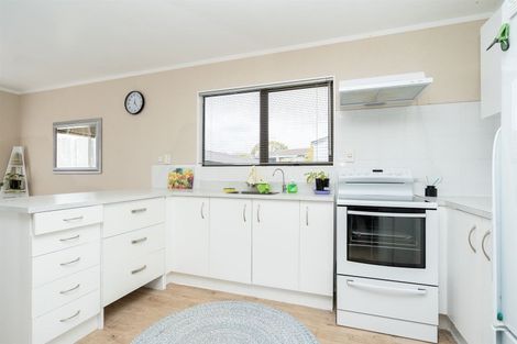 Photo of property in 17b Cromwell Drive, Fitzroy, Hamilton, 3206