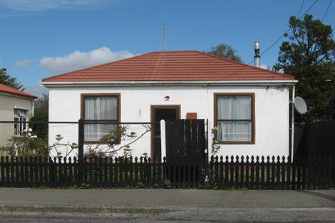 Photo of property in 18 Frederick Street, Waltham, Christchurch, 8011