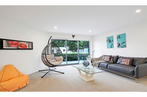 Photo of property in 205 High Street, Oxford, 7430