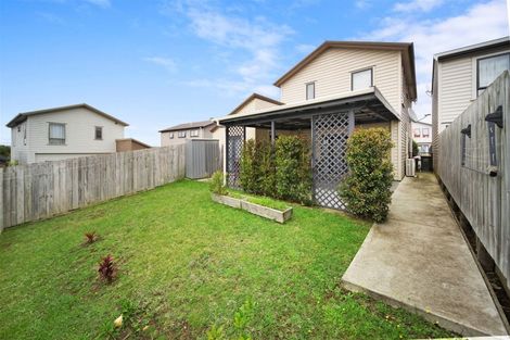 Photo of property in 16 Kuparu Street, Weymouth, Auckland, 2103