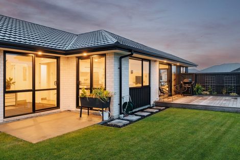 Photo of property in 64 Whitburn Avenue, Halswell, Christchurch, 8025