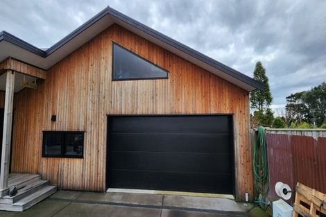 Photo of property in 6a Donnelly Street, Oakura, 4314