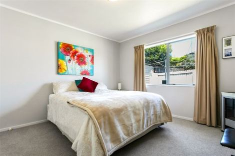 Photo of property in 120 Glen Road, Ranui, Auckland, 0612