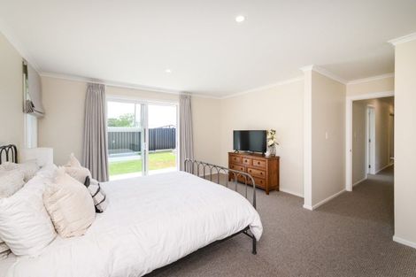 Photo of property in 2 Henty Lane, Marton, 4710