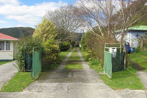Photo of property in 4 Karaka Street, Wainuiomata, Lower Hutt, 5014