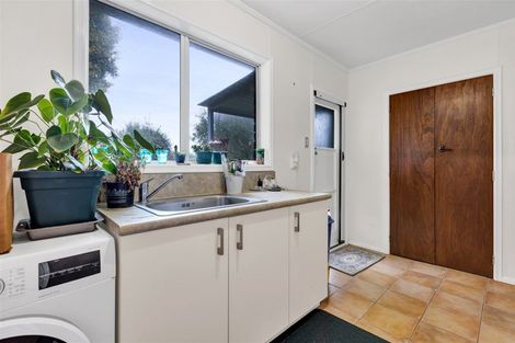 Photo of property in 18d Montana Place, Merrilands, New Plymouth, 4312