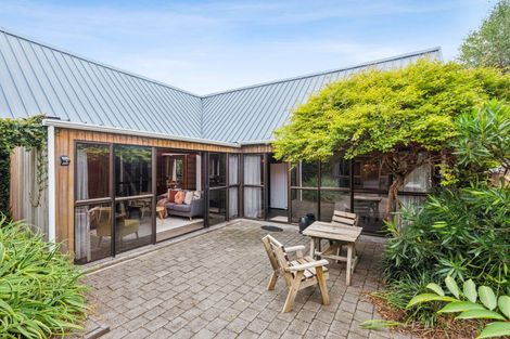 Photo of property in 100 Rimu Road, Raumati Beach, Paraparaumu, 5032