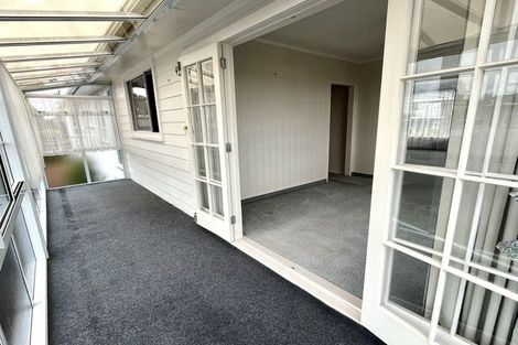 Photo of property in 56 Richards Avenue, Forrest Hill, Auckland, 0620