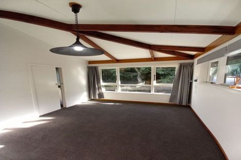 Photo of property in 89 Black Rock Road, Newlands, Wellington, 6037