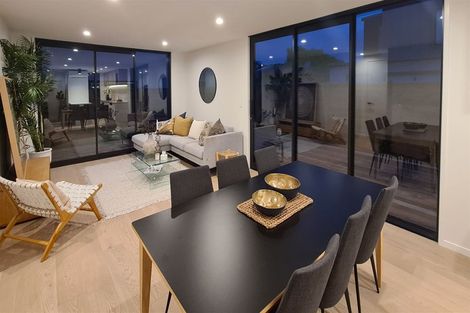 Photo of property in 2/23 Strowan Avenue, Fairfield, Hamilton, 3214