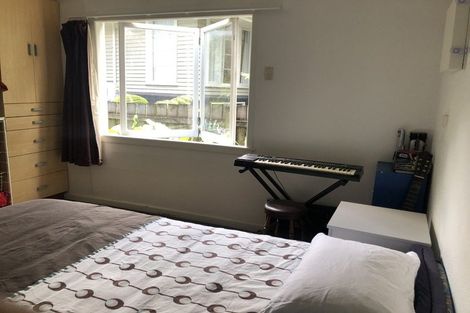 Photo of property in 56 Sylvan Valley Avenue, Titirangi, Auckland, 0604